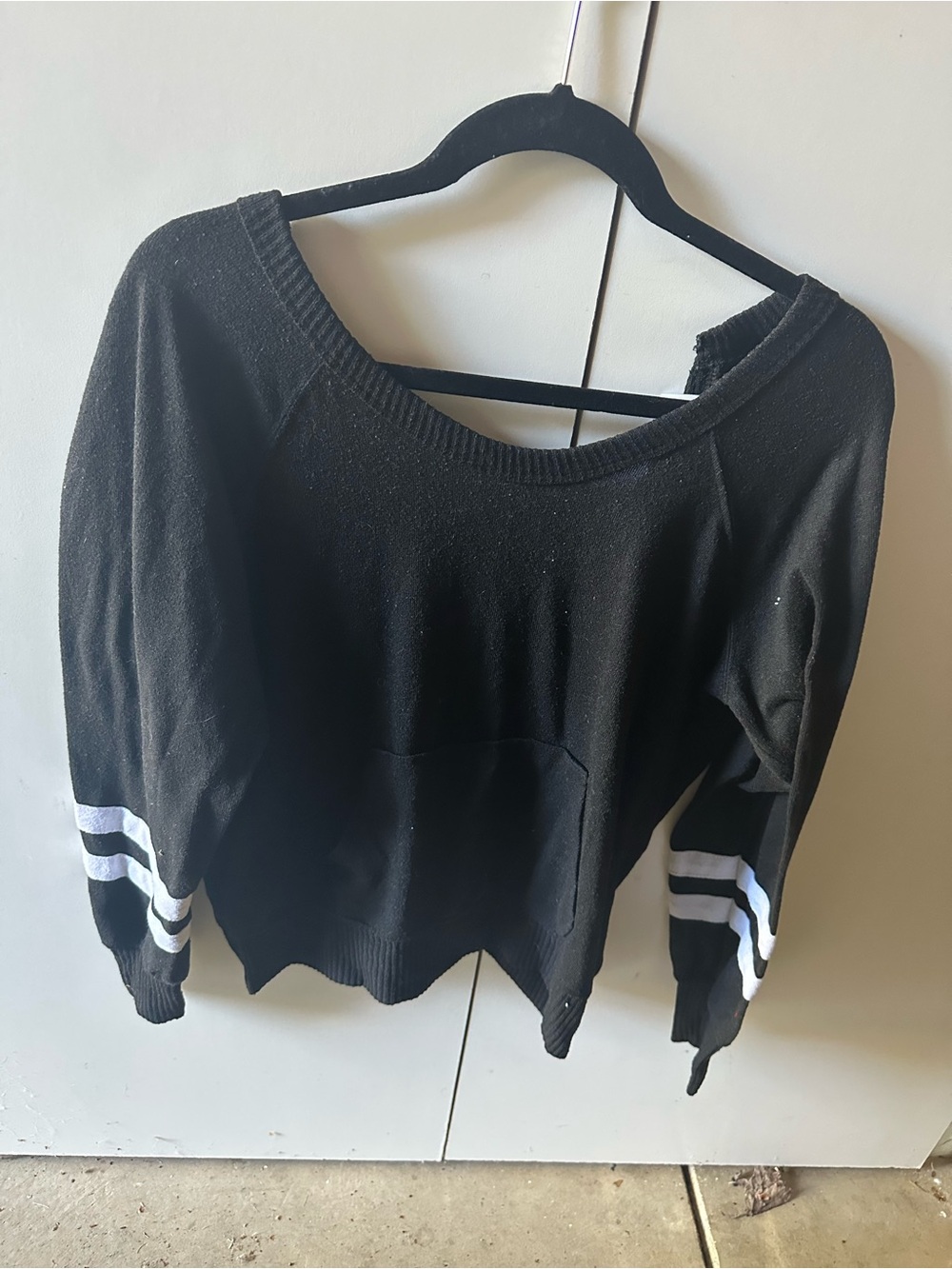 No Boundaries Black Pullover Sweatshirt with White Sleeve Stripes